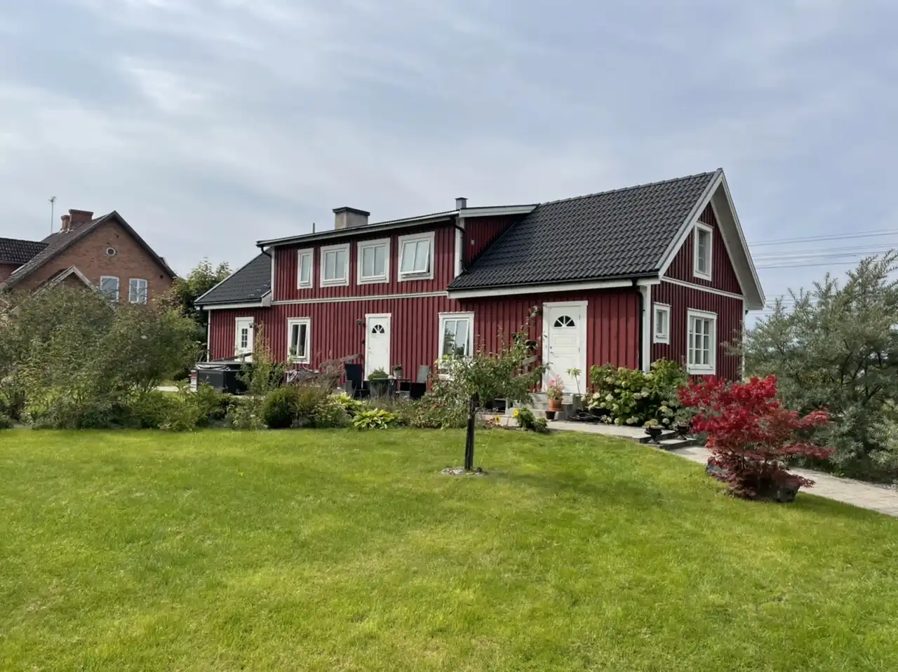 10A4537A-FCC5-42C3-8AD5-963FA6806870